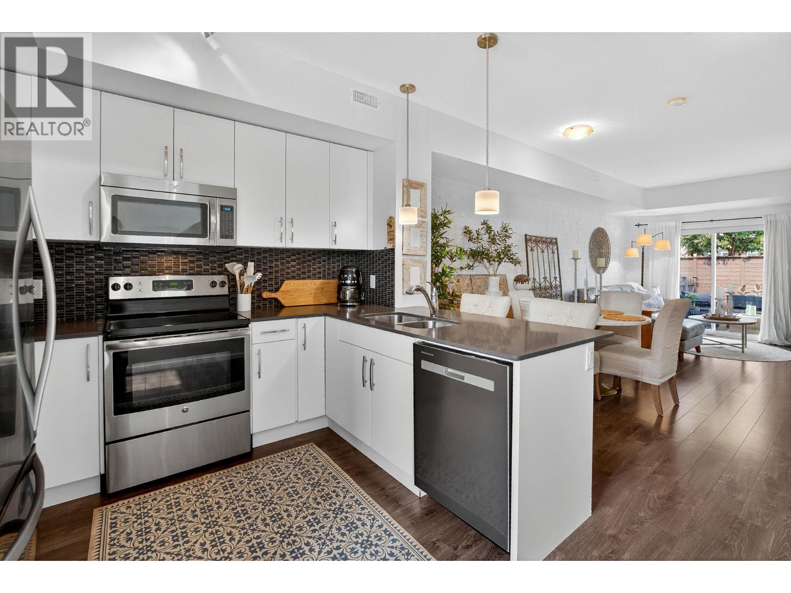 680 Old Meadows Road Unit# 30