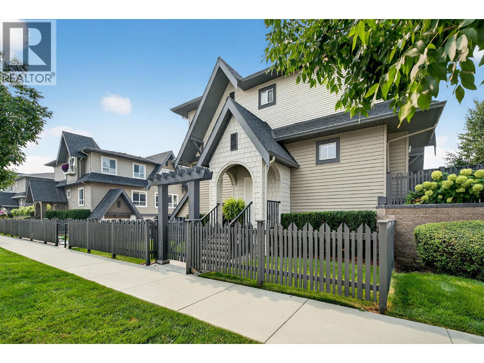 680 Old Meadows Road Unit# 30