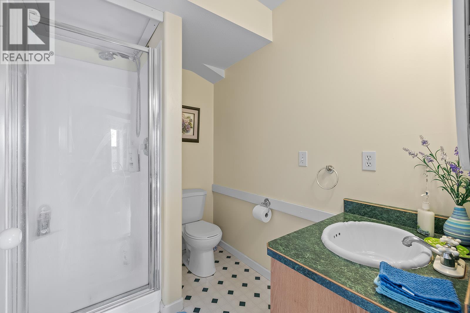 1282 Lakeview Cove Place