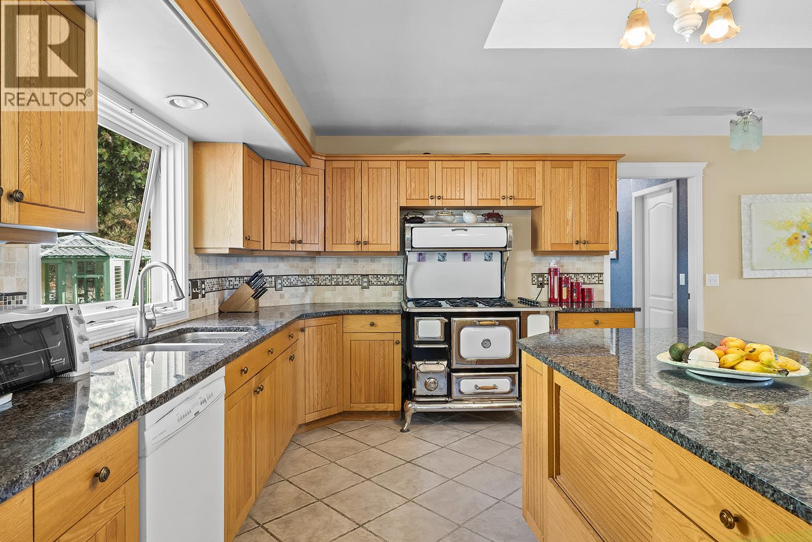 1282 Lakeview Cove Place
