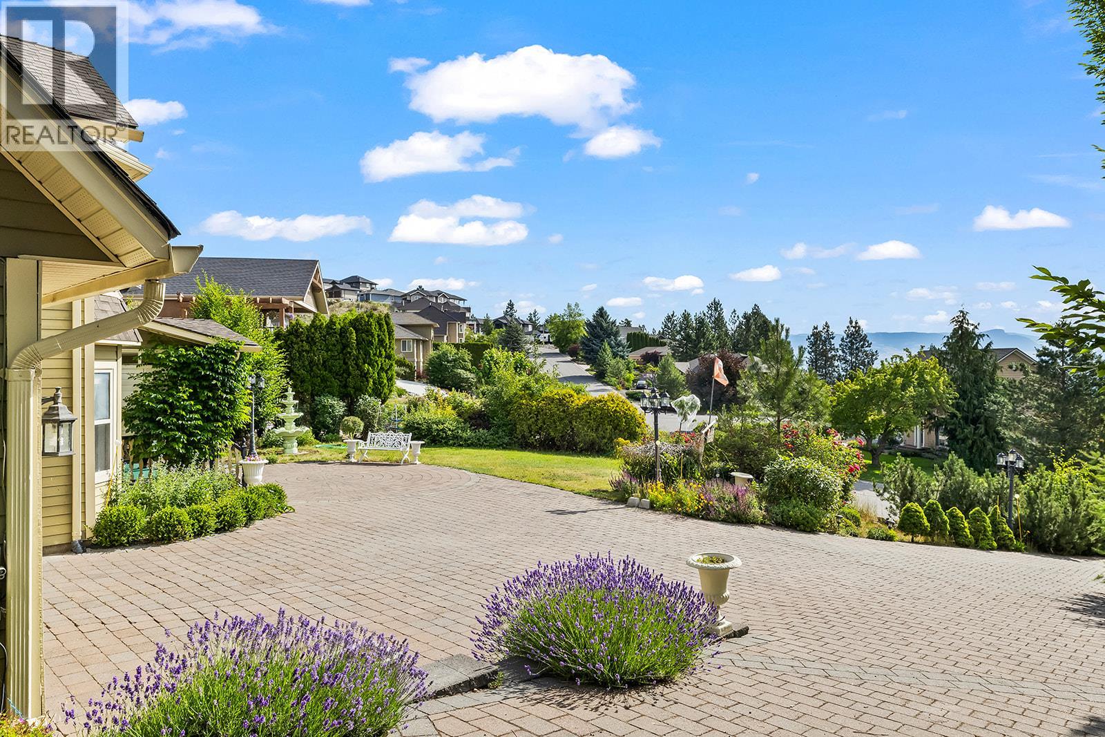 1282 Lakeview Cove Place