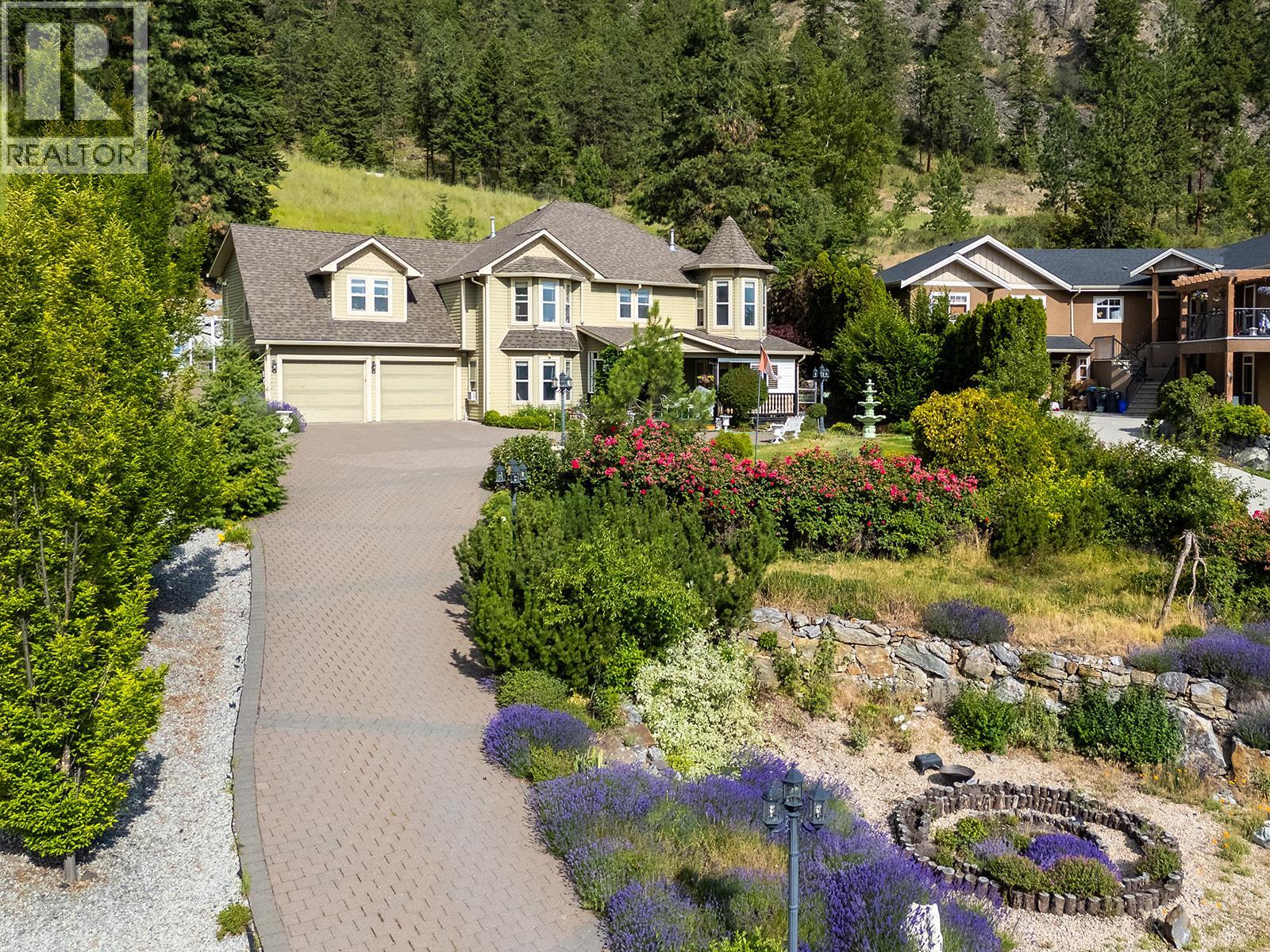 1282 Lakeview Cove Place