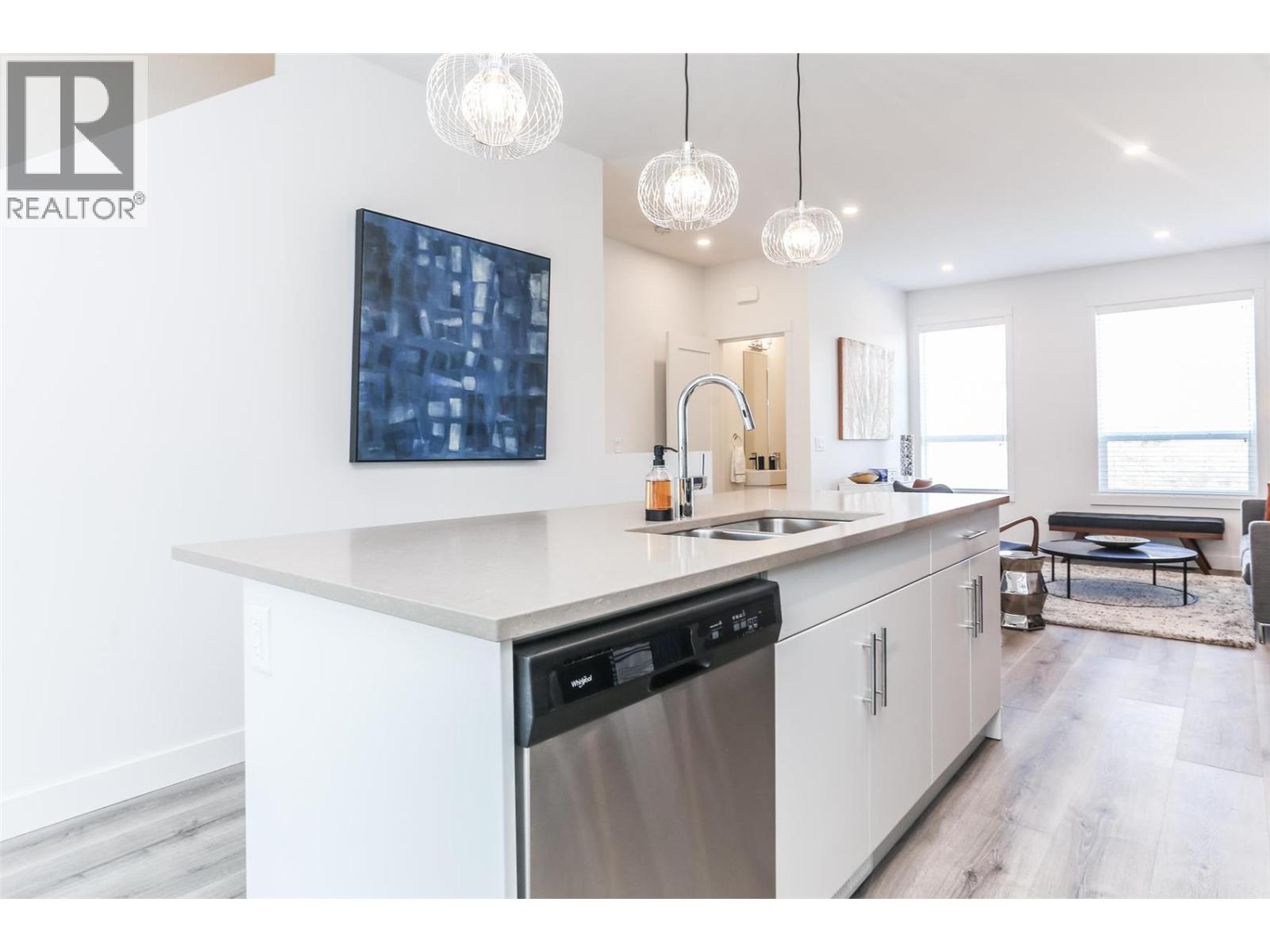 610 Academy Way Unit# 109