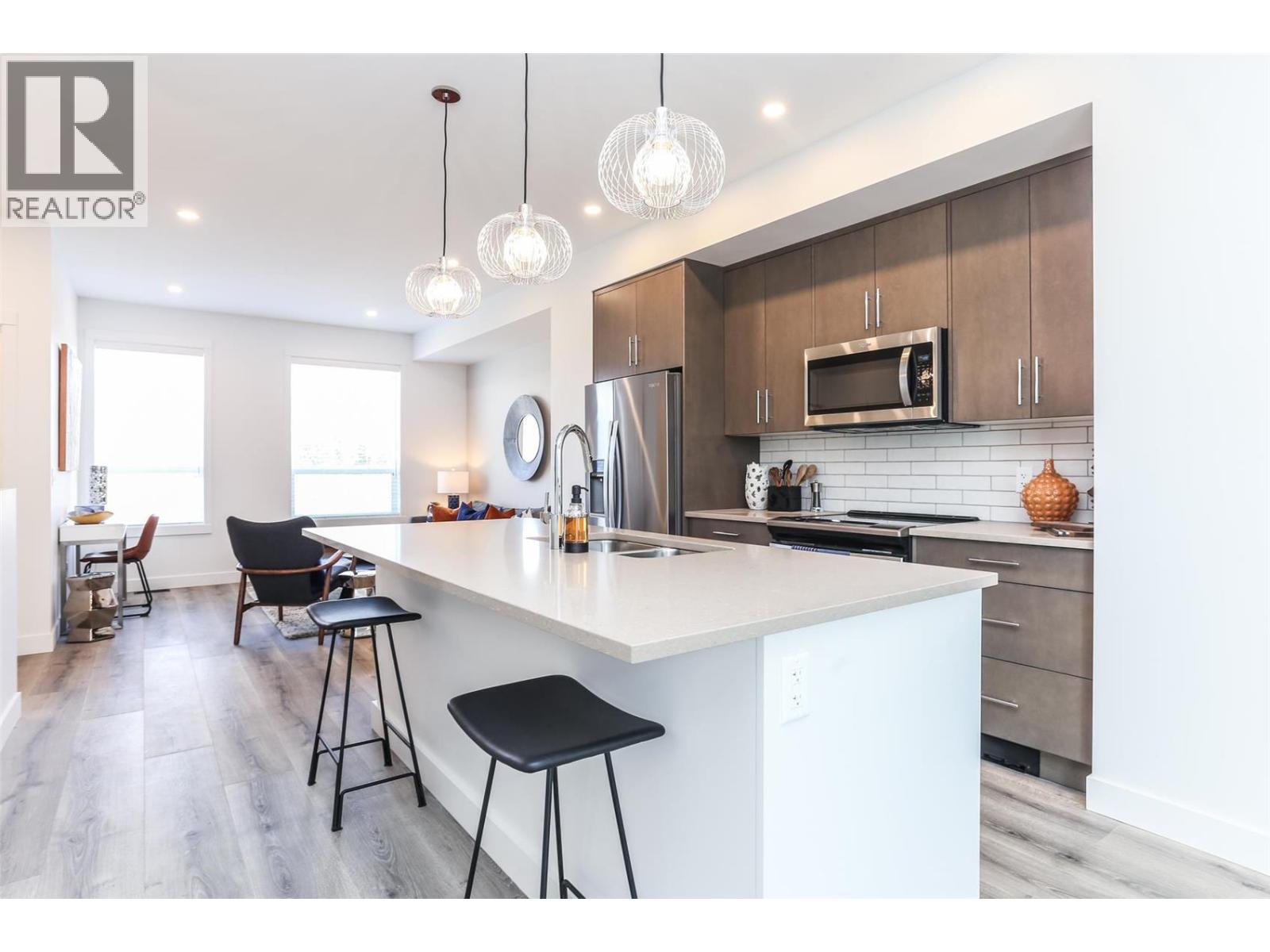 610 Academy Way Unit# 109