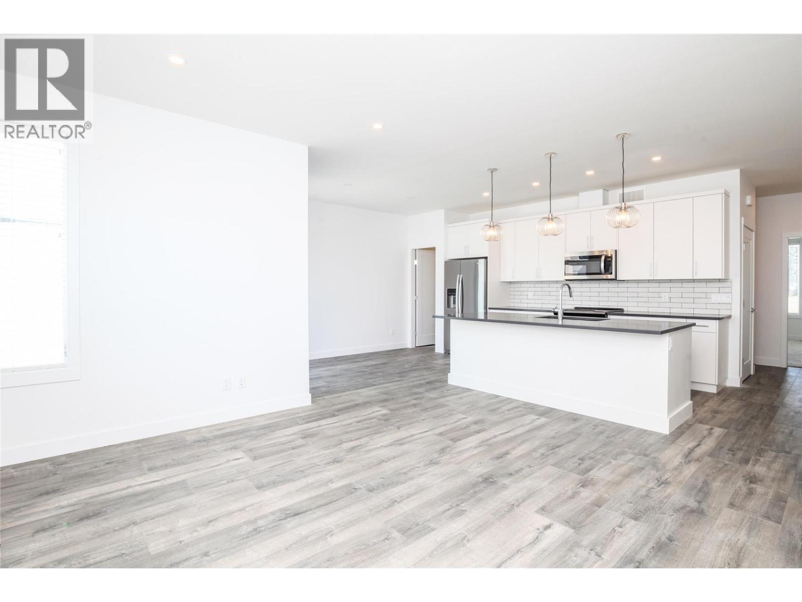 610 Academy Way Unit# 114
