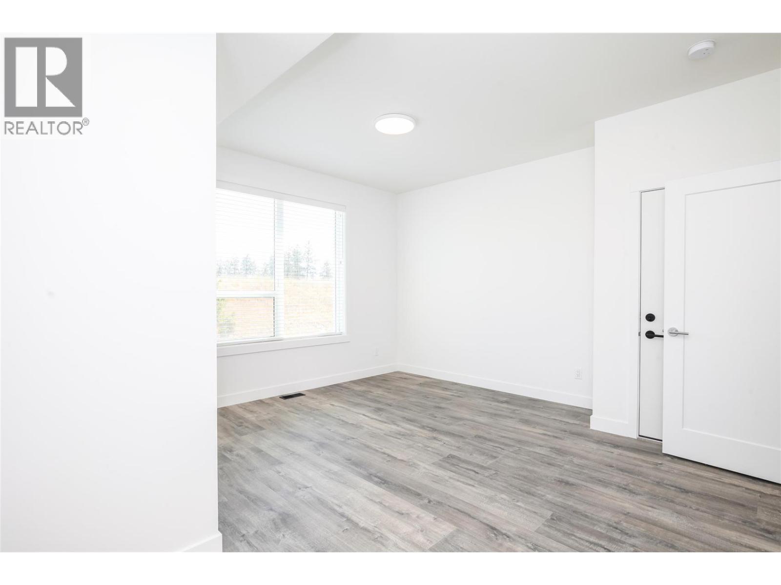 610 Academy Way Unit# 114
