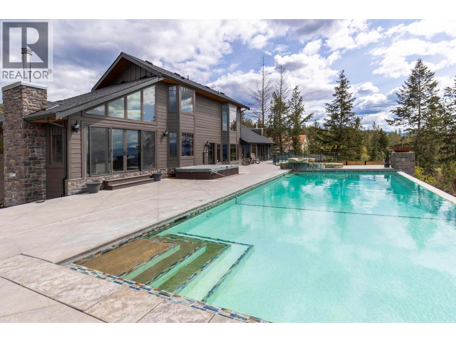 5774 Deadpine Drive