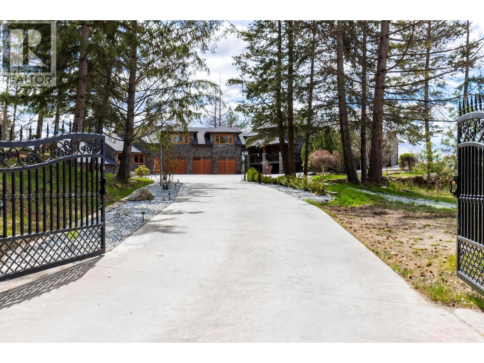 5774 Deadpine Drive