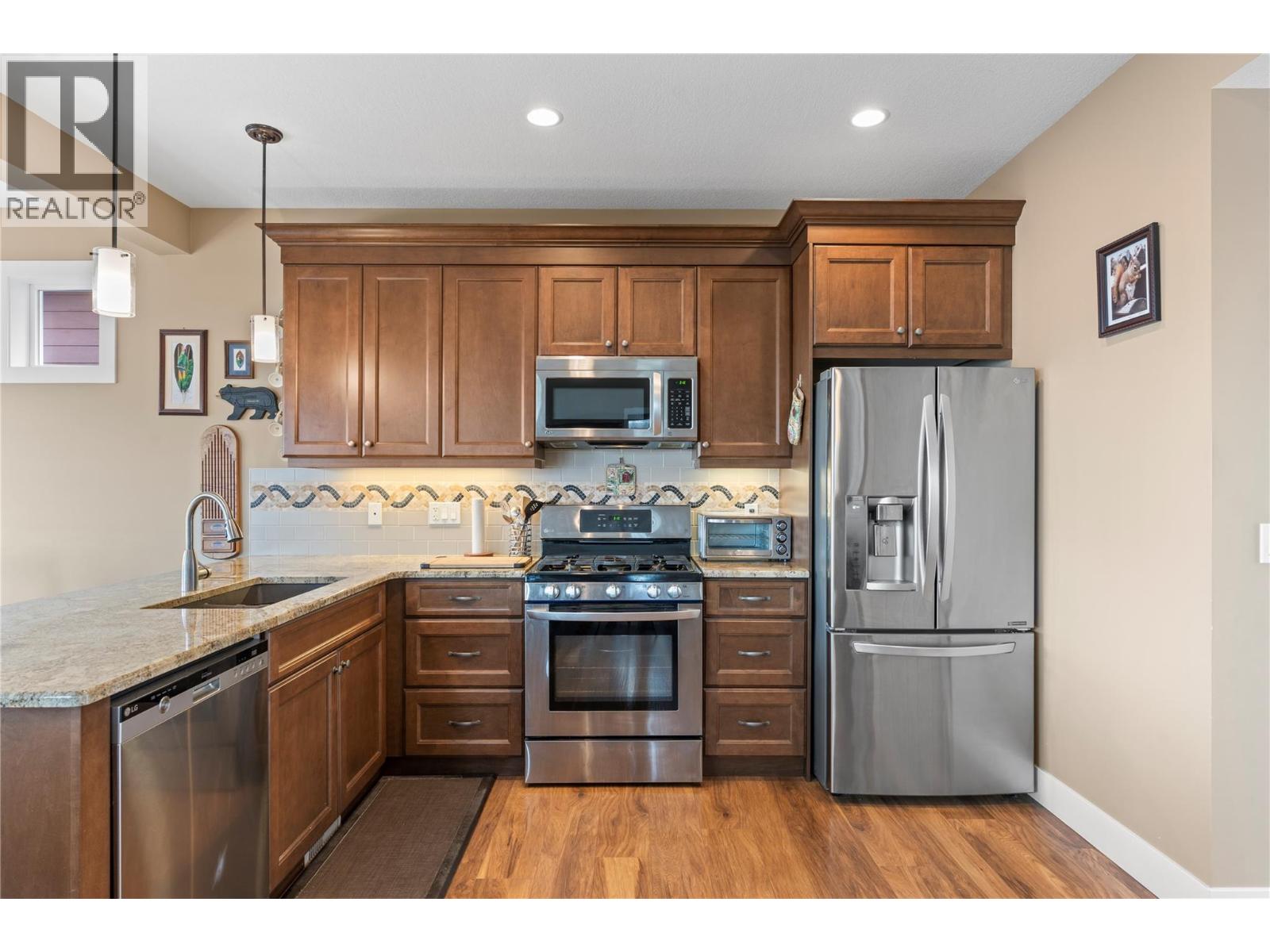 6754 La Palma Loop