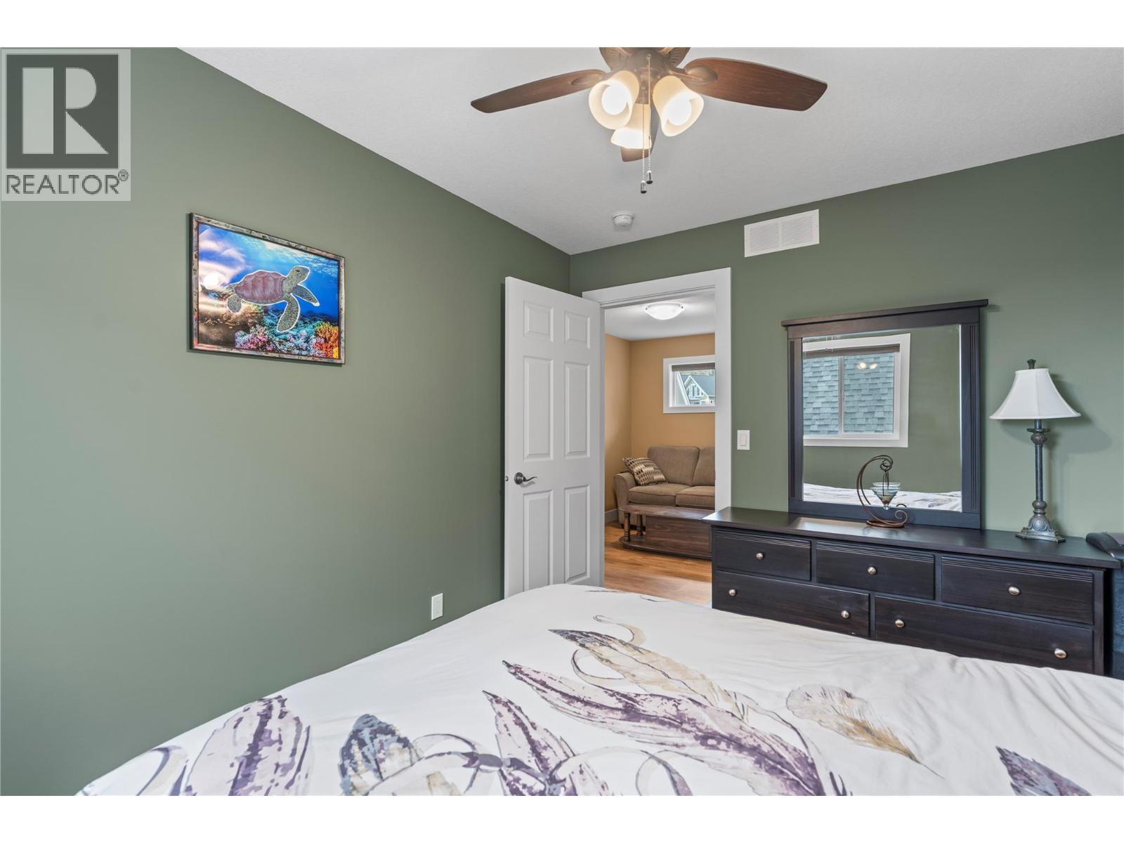 6754 La Palma Loop