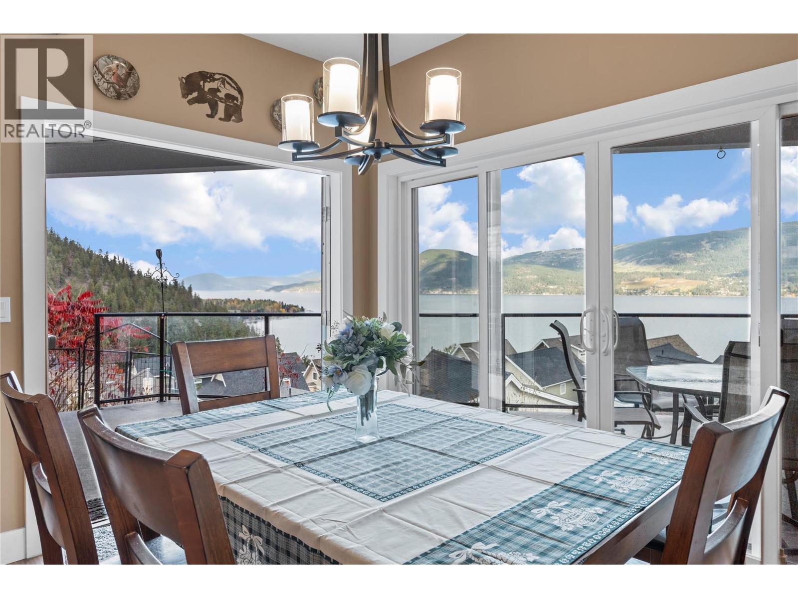 6754 La Palma Loop
