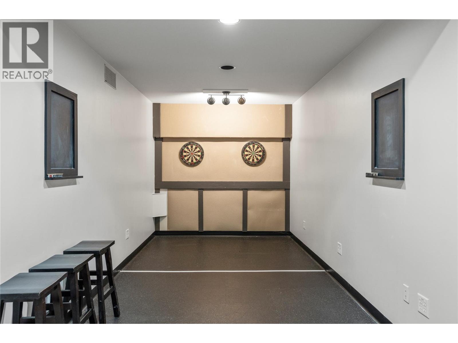 6754 La Palma Loop