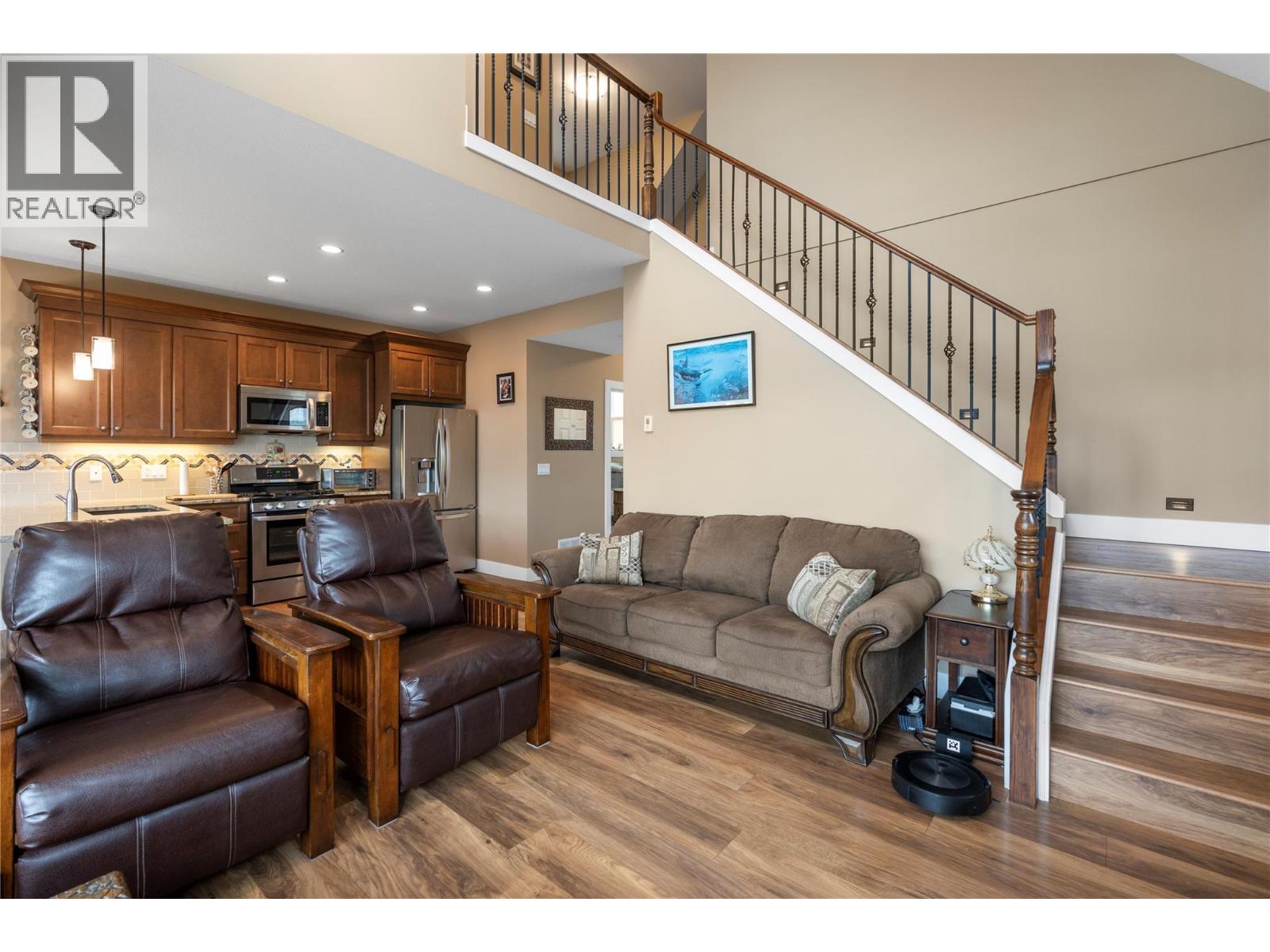6754 La Palma Loop