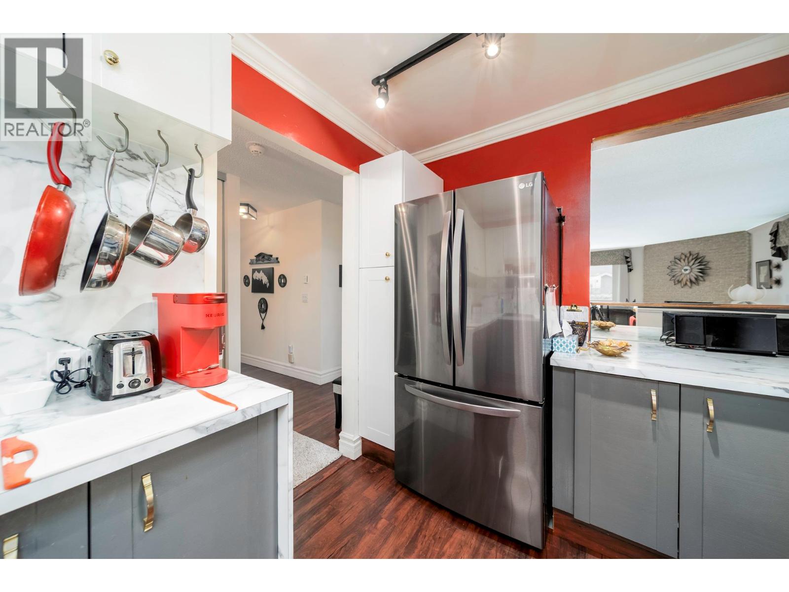 1035 Bernard Avenue Unit# 115