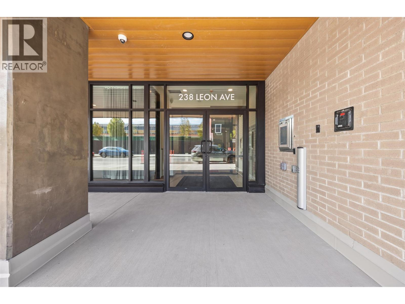 238 Leon Avenue Unit# 1808