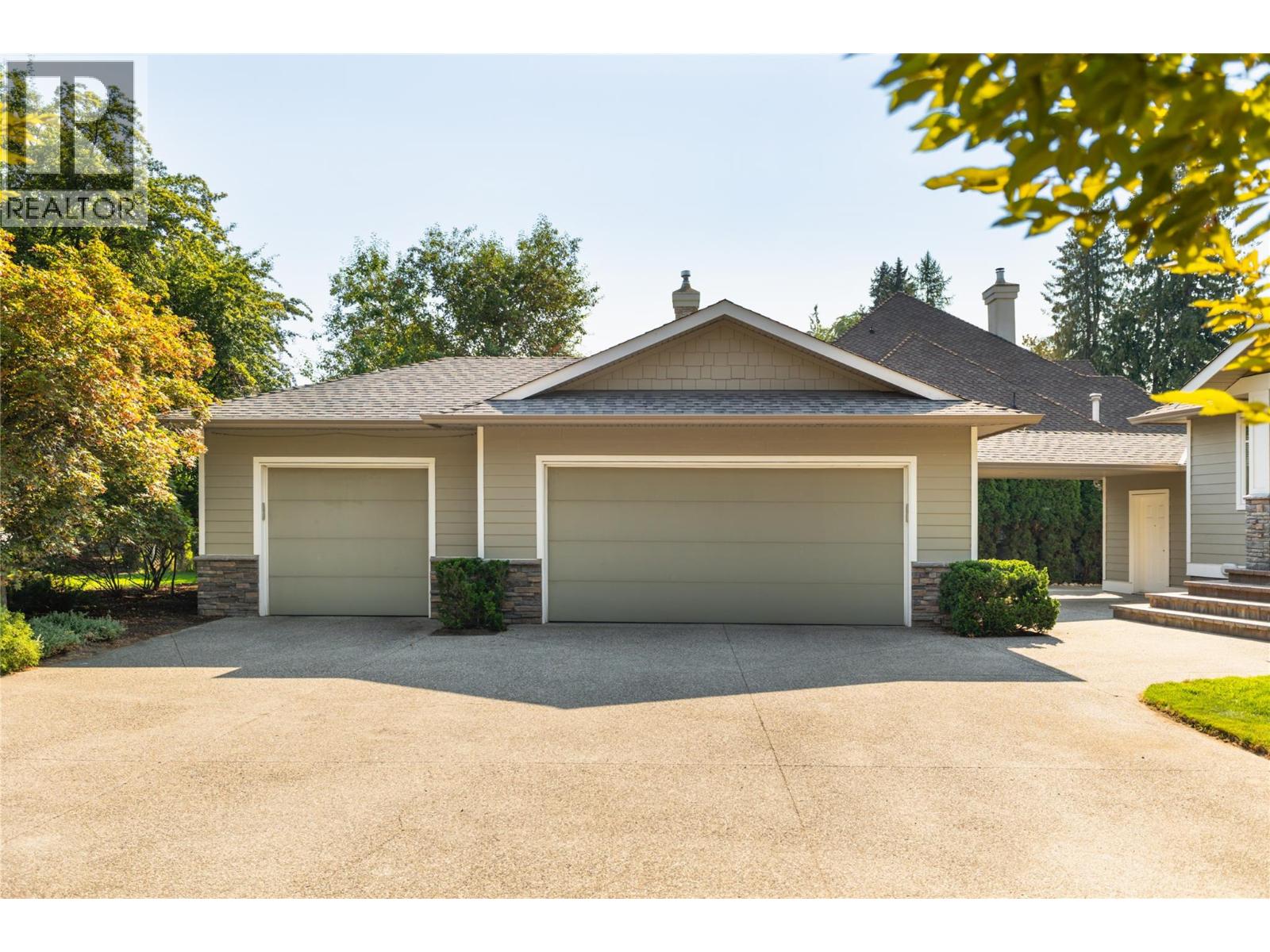 529 KNOWLES Road