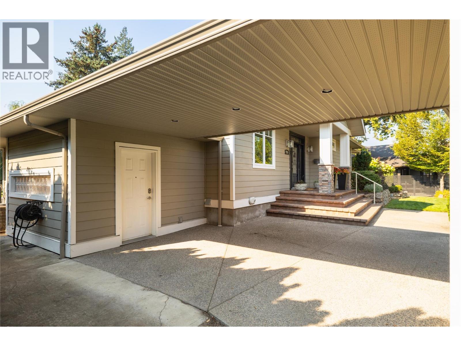 529 KNOWLES Road