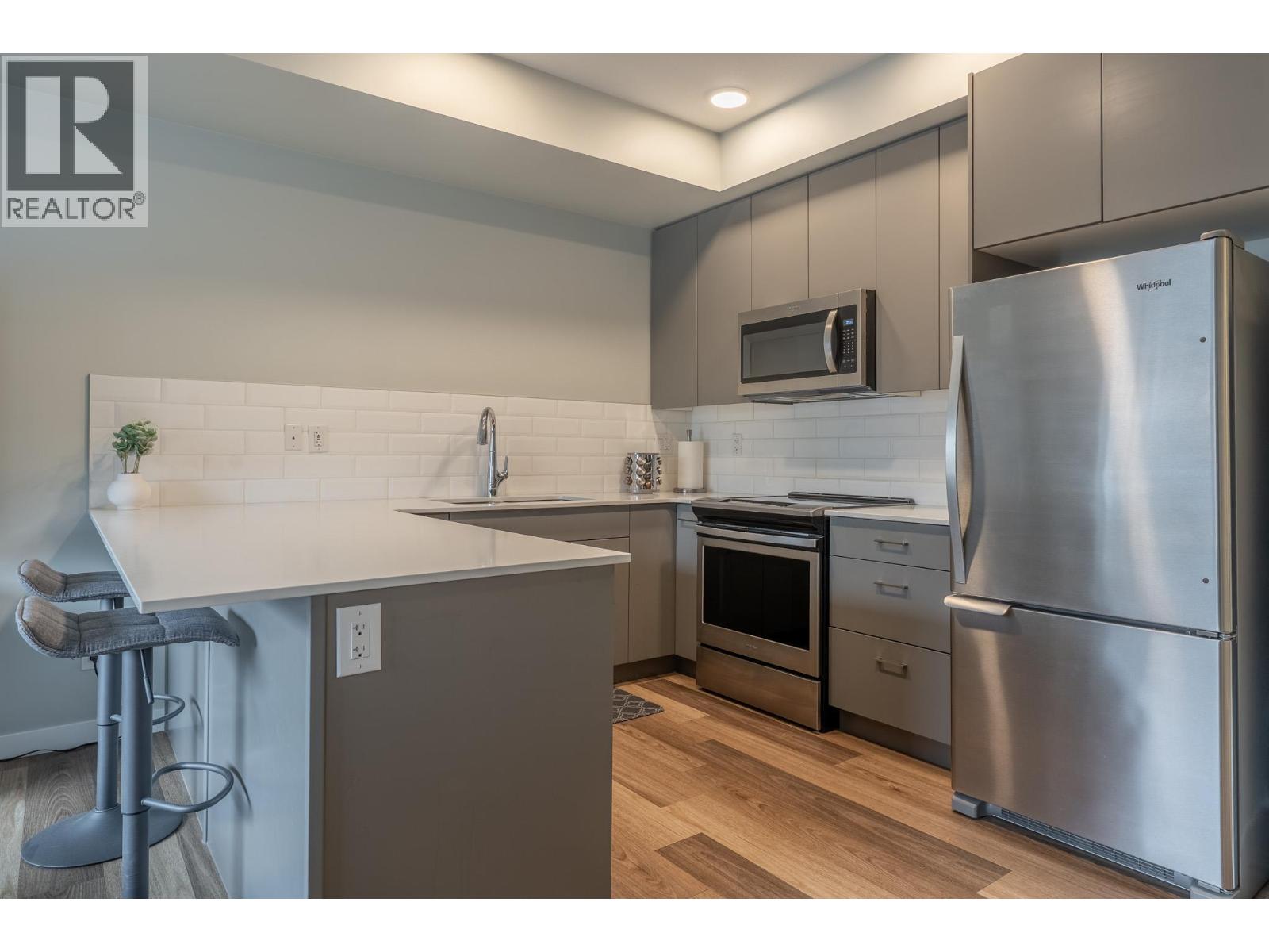 722 Valley Road Unit# 101