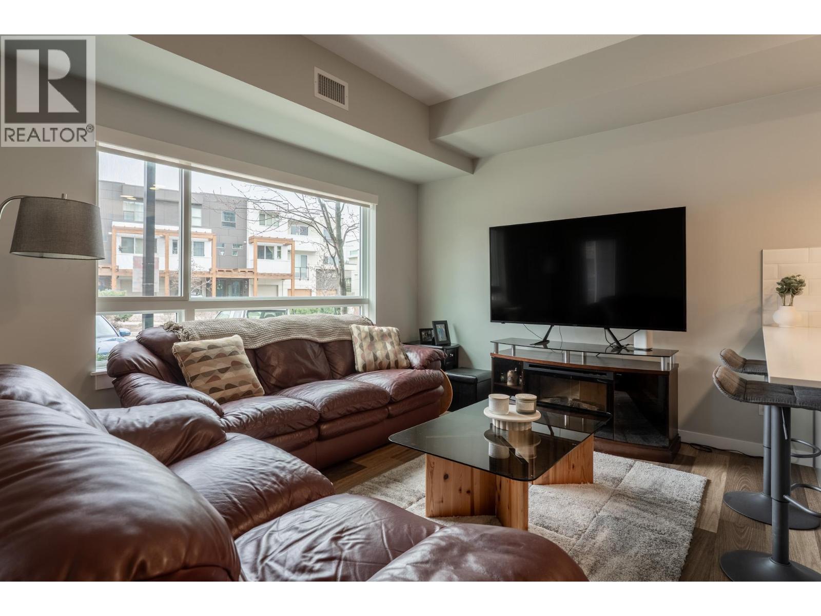 722 Valley Road Unit# 101