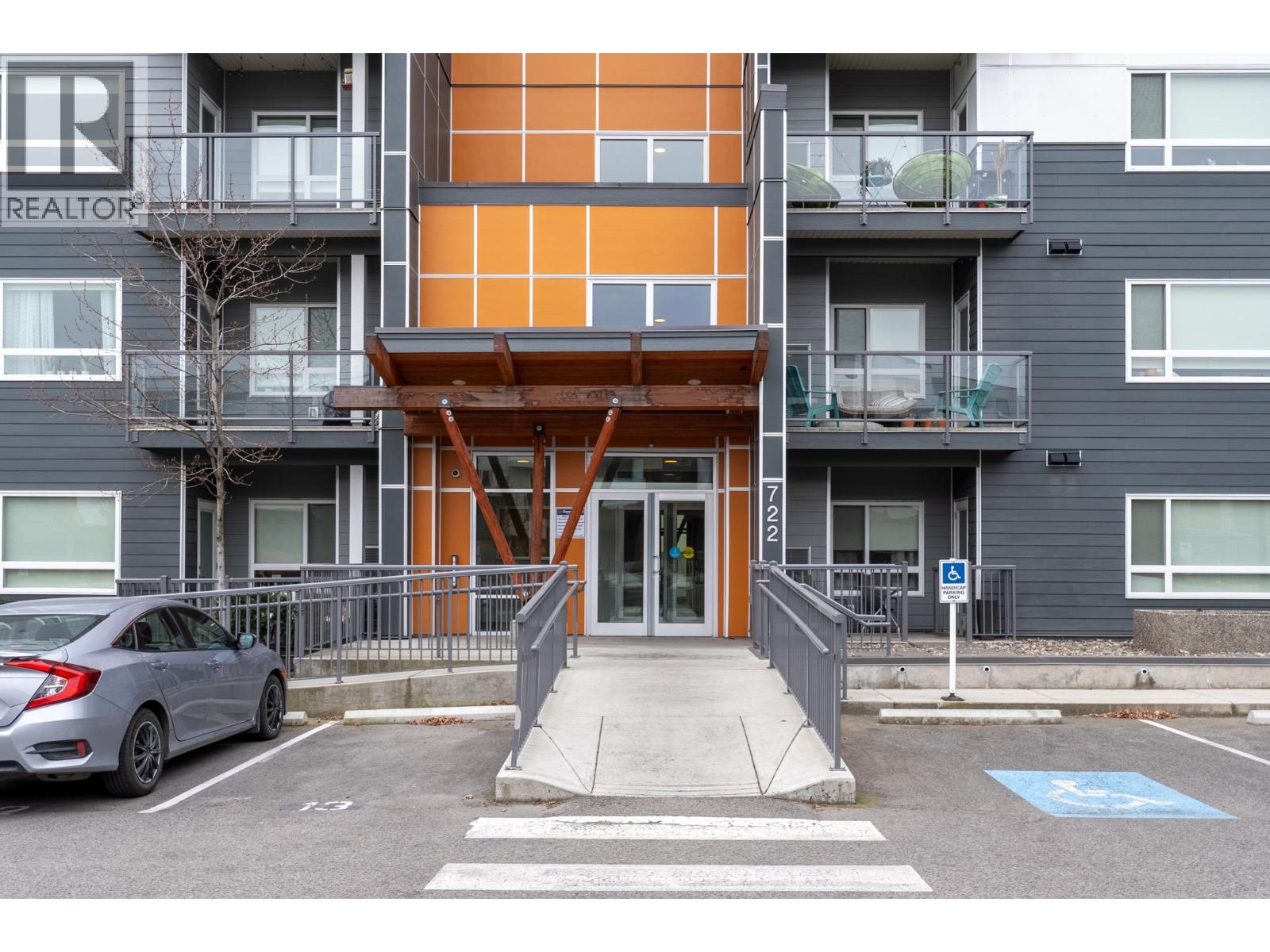 722 Valley Road Unit# 101