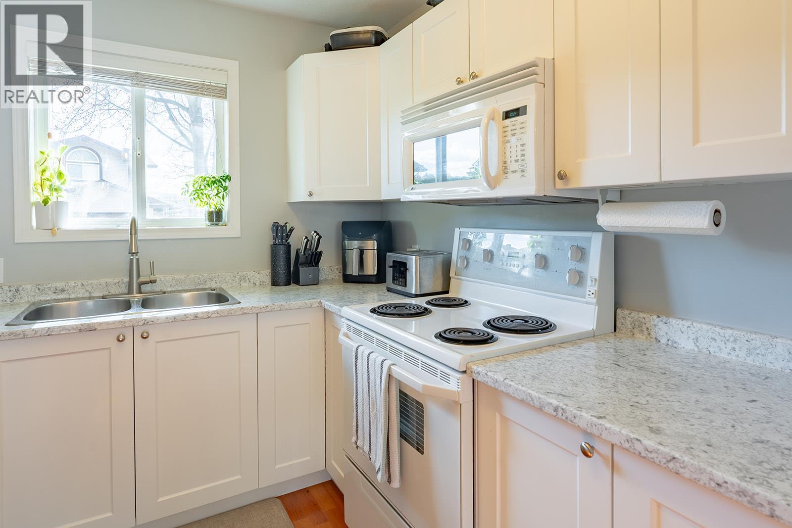 133 Wyndham Crescent Unit# 131