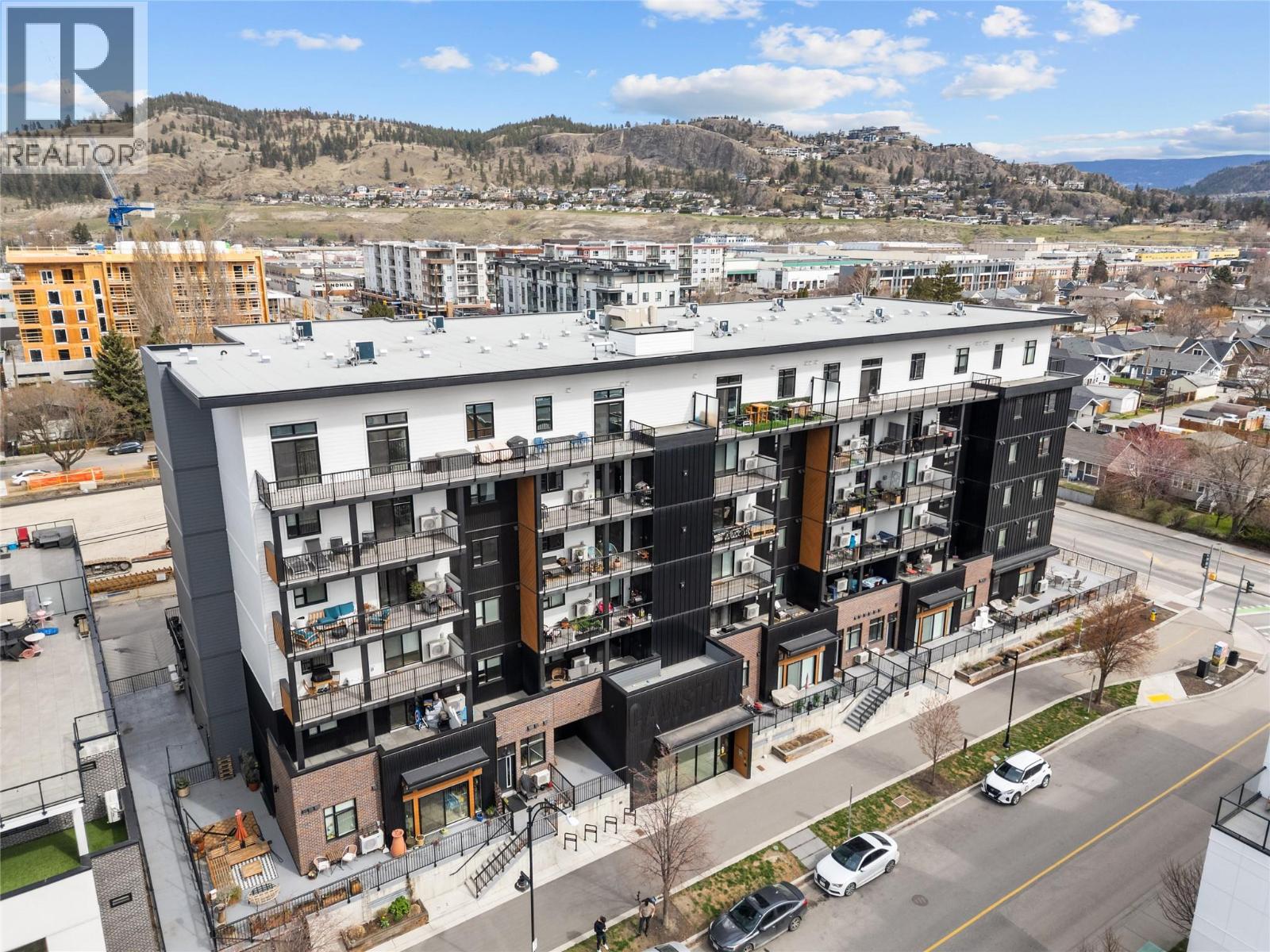660 Cawston Avenue N Unit# 609