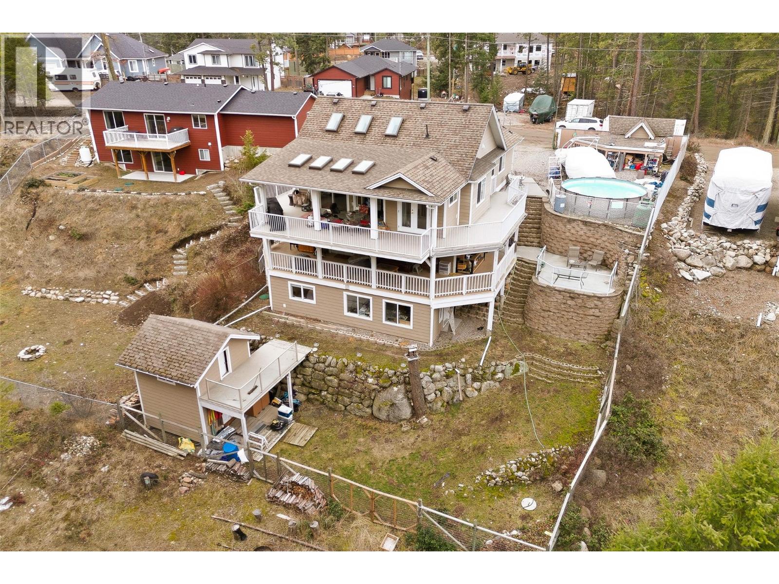 674 Muir Road