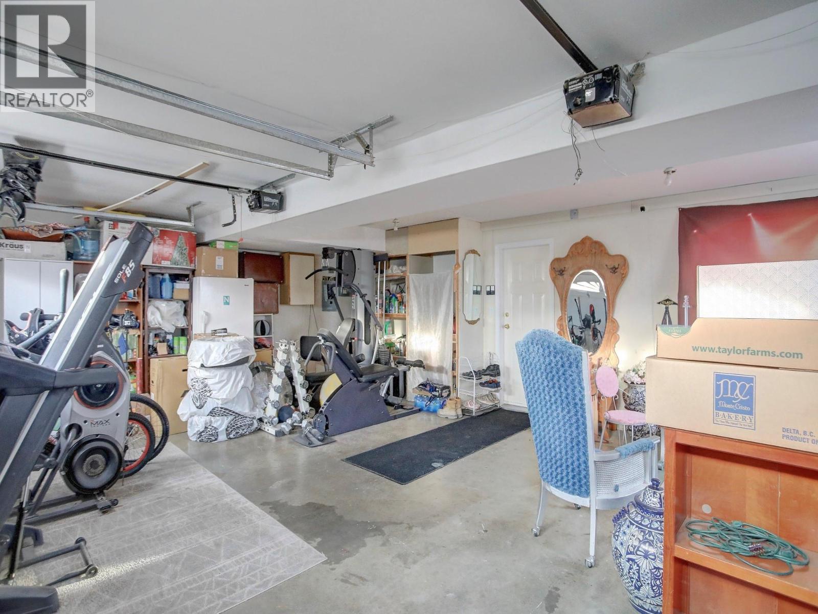 850 Hollywood Road N