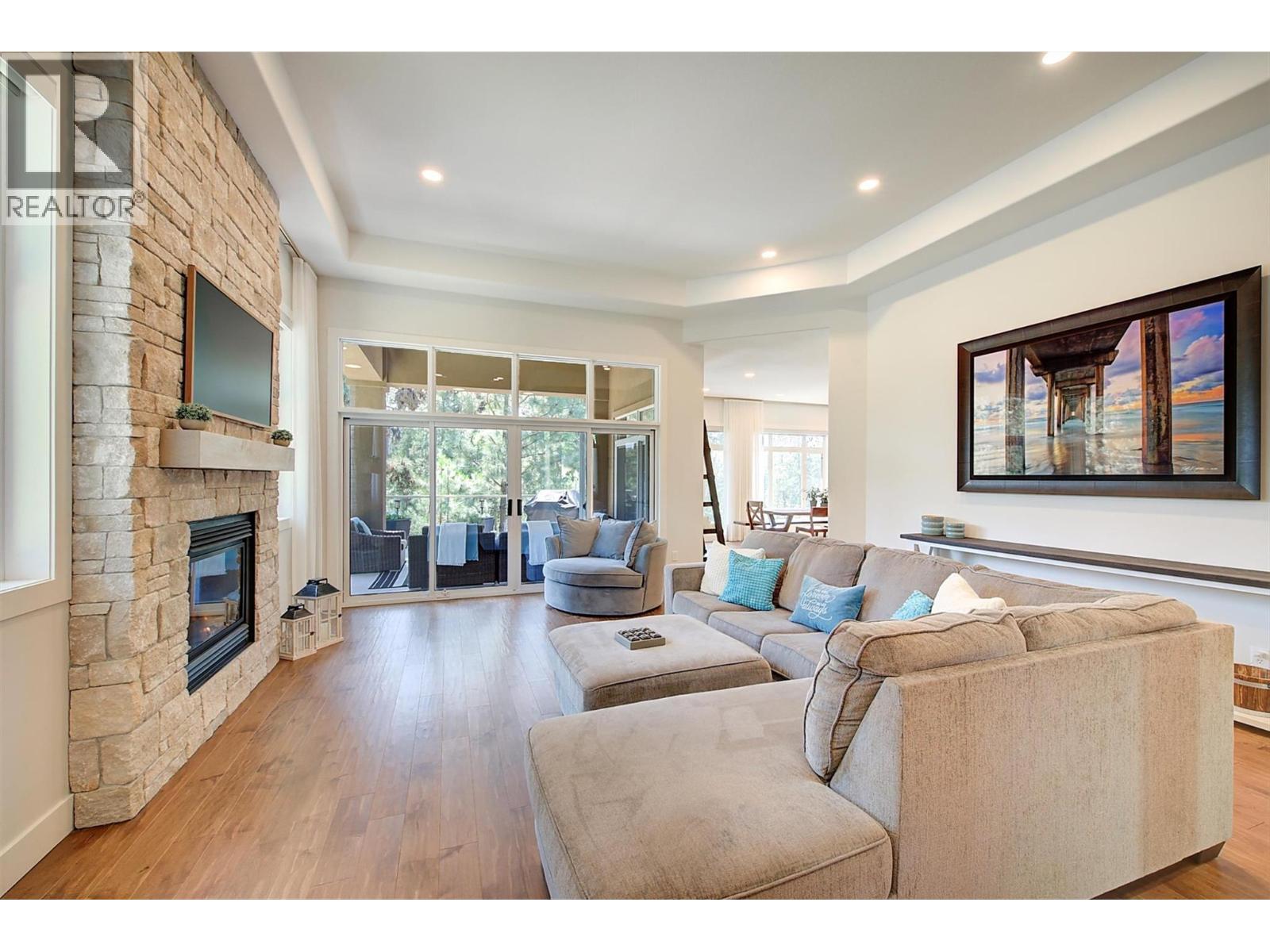 4048 Gallaghers Terrace
