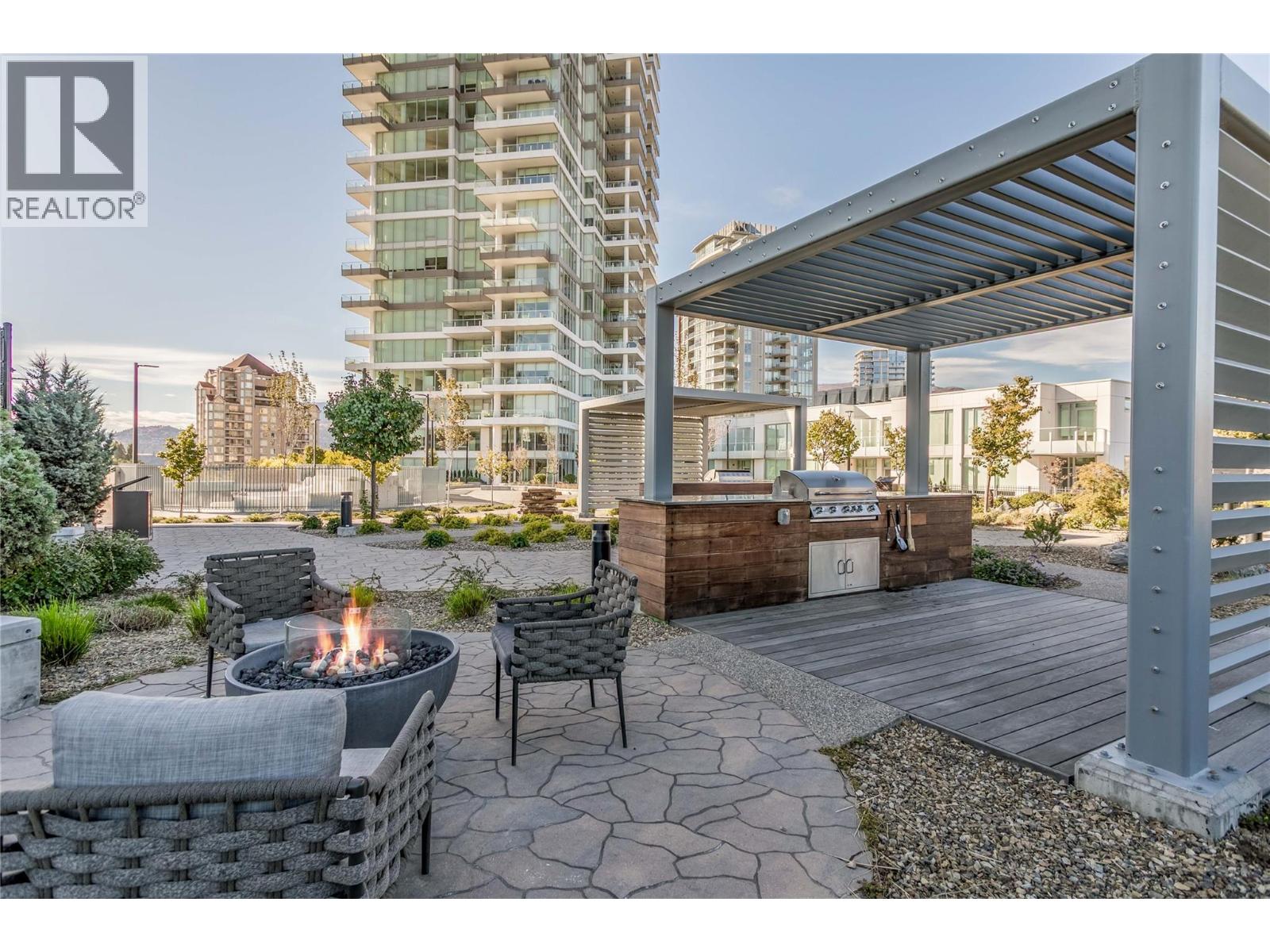 1181 Sunset Drive Unit# 2004