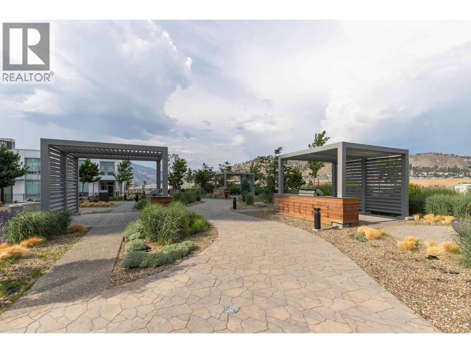 1181 Sunset Drive Unit# 2004