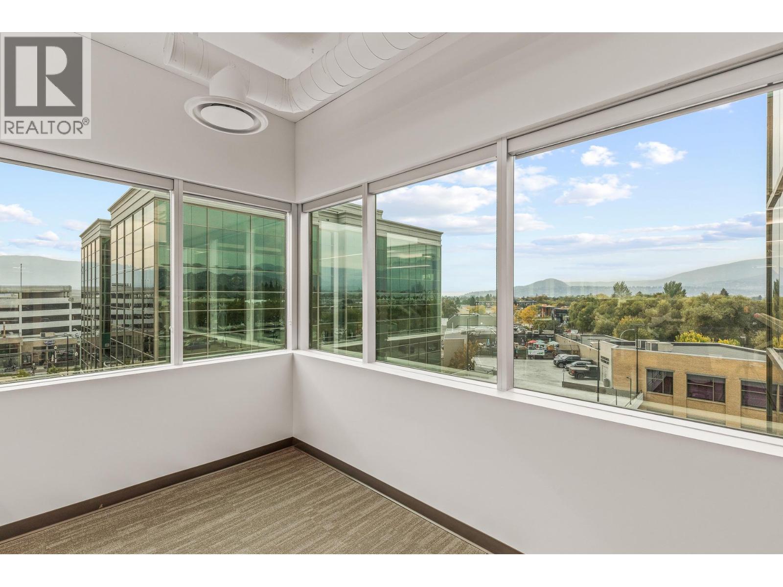 1628 Dickson Avenue Unit# 300