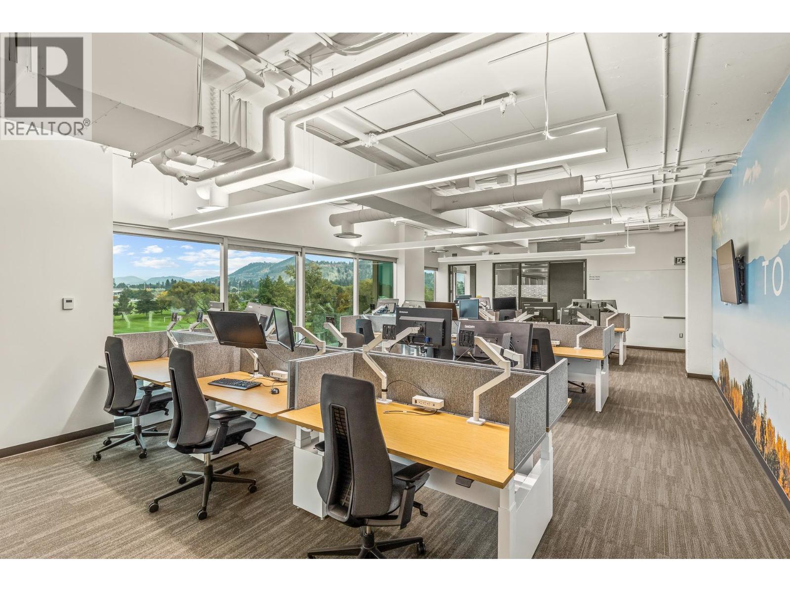 1628 Dickson Avenue Unit# 300