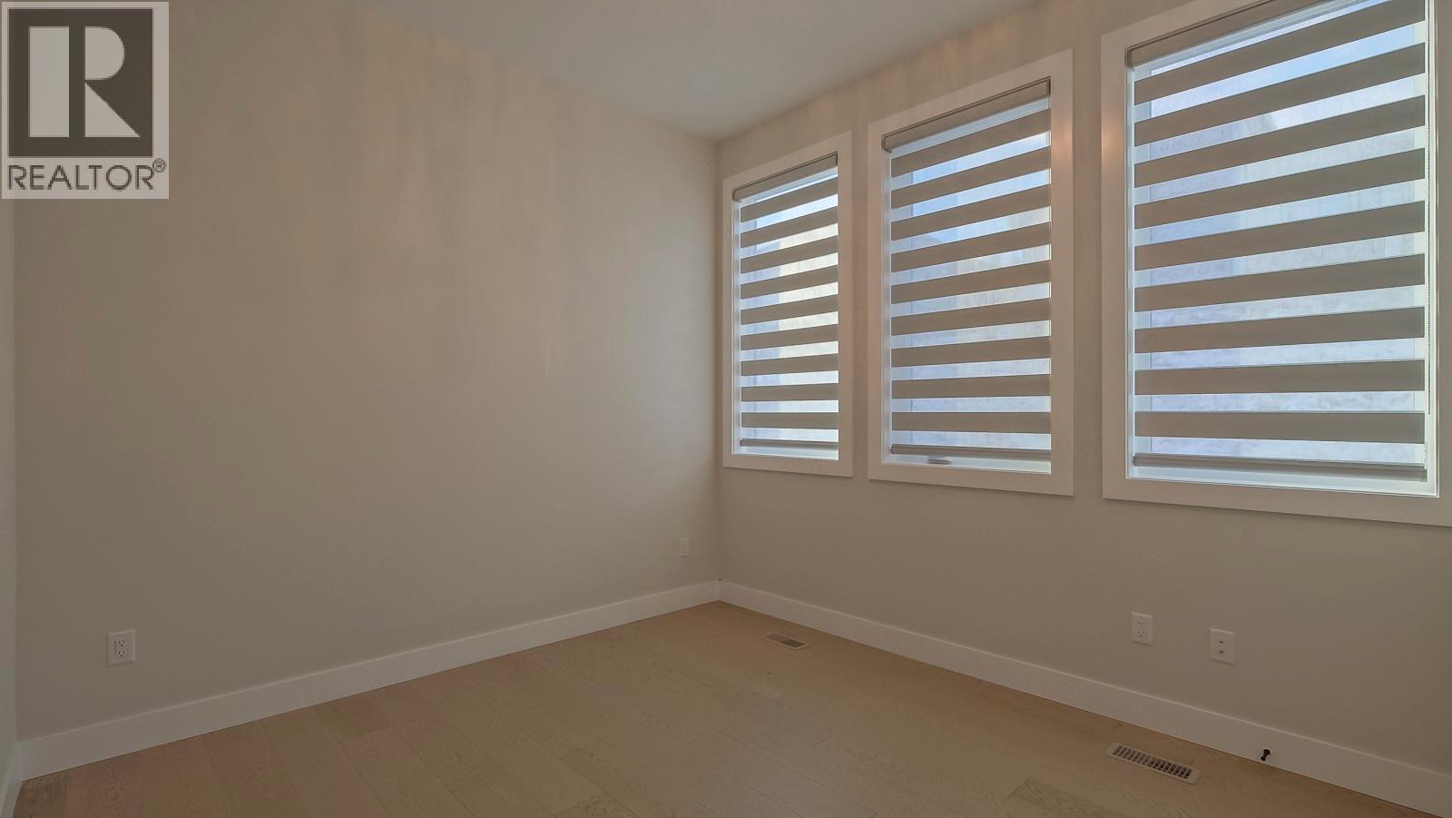 937 Royal Troon Lane