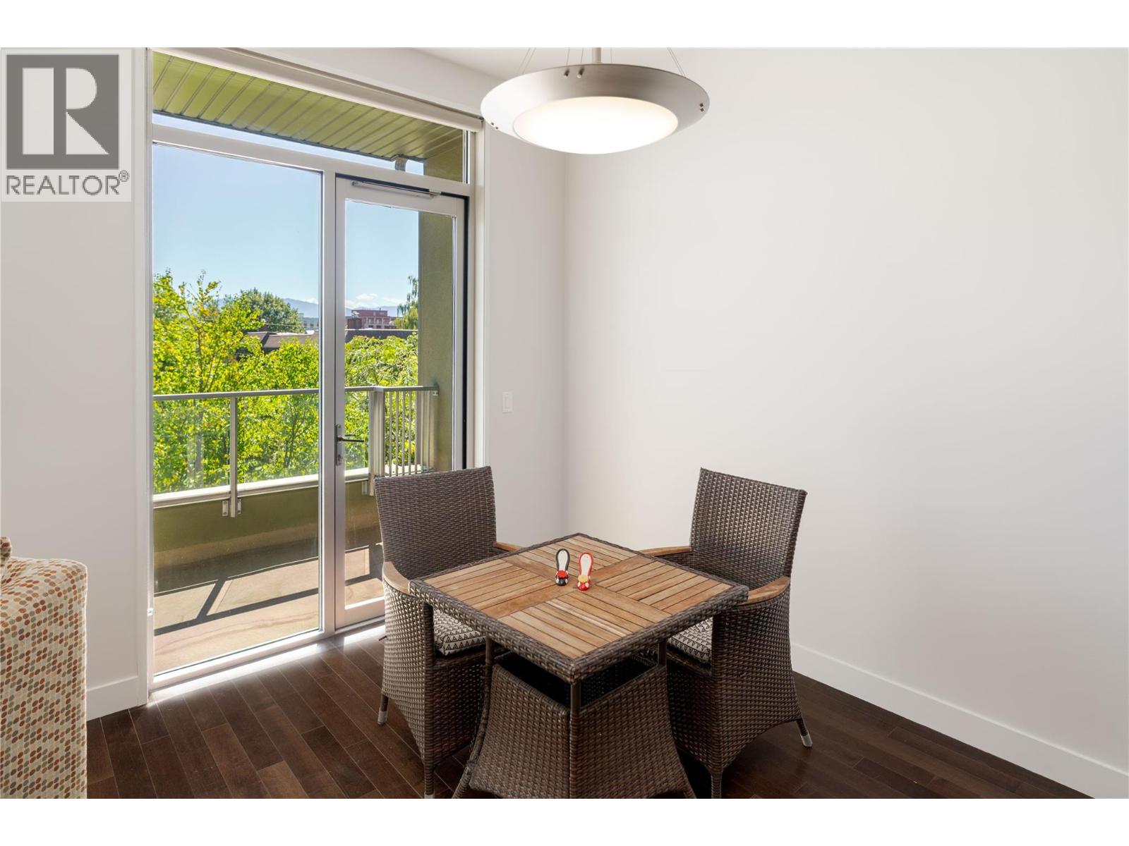1495 Graham Street Unit# 304