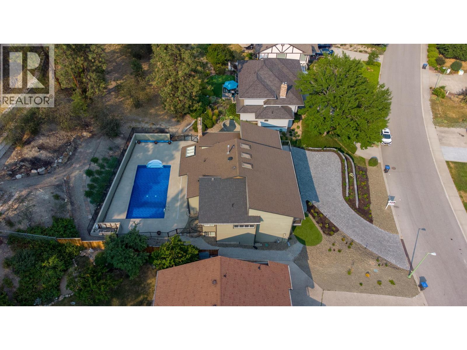 2218 Omineca Place