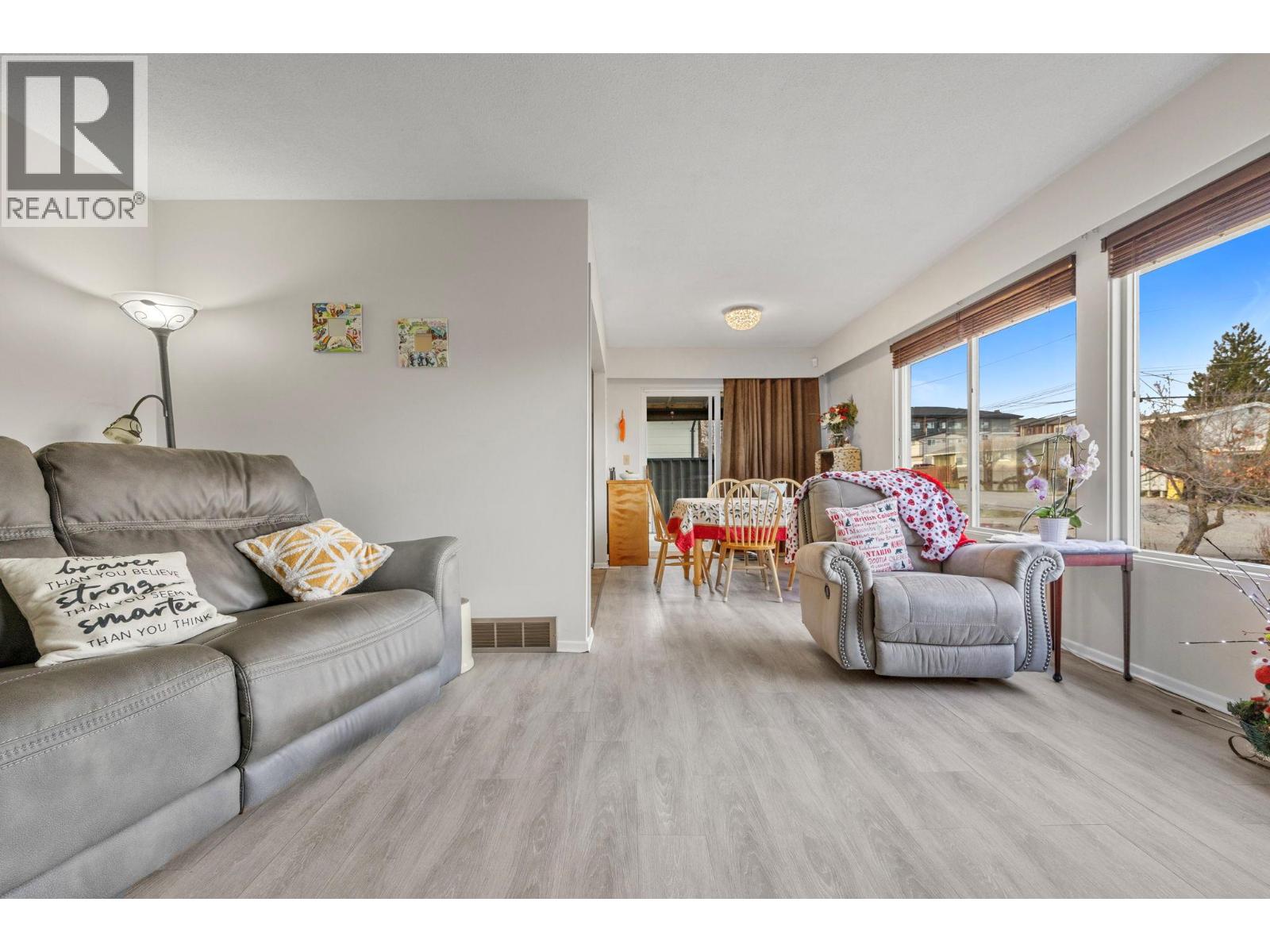 2429 Gosset Road