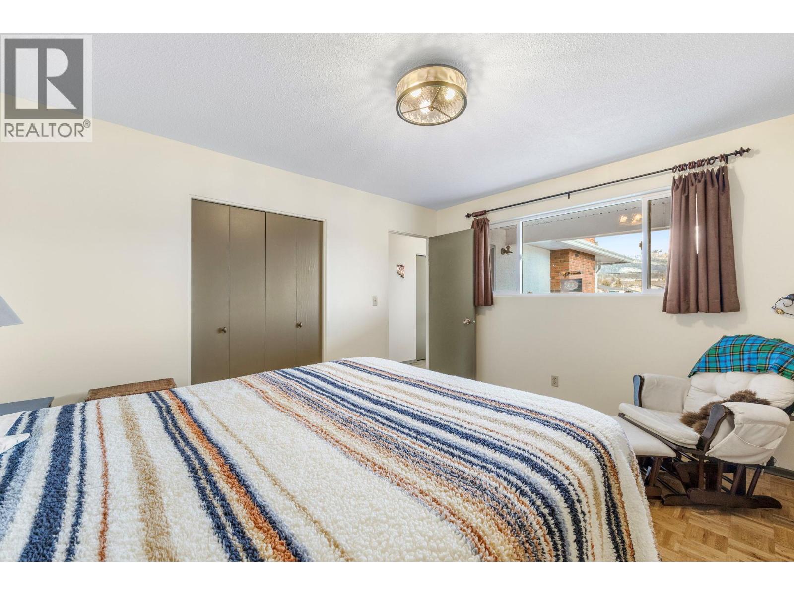 2429 Gosset Road