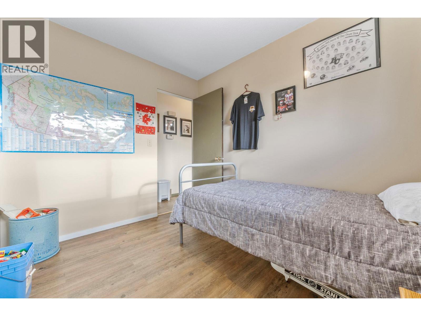2429 Gosset Road