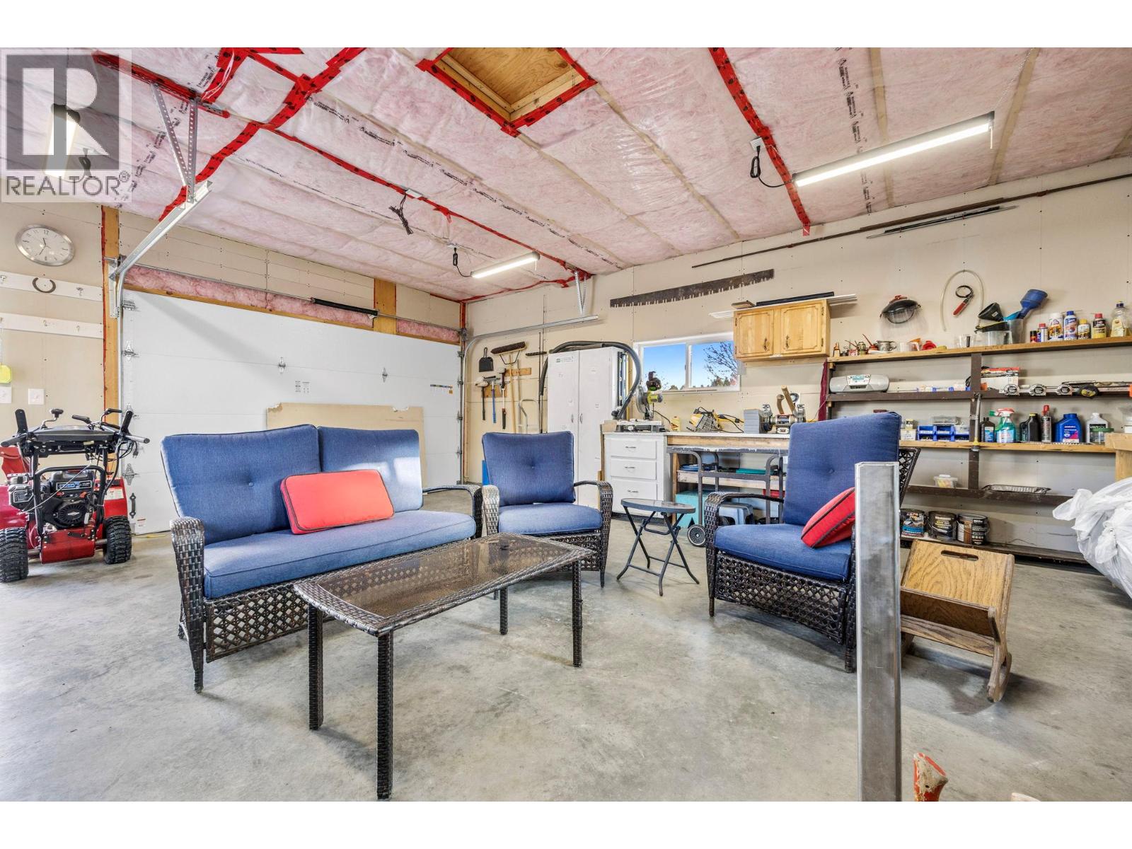 2429 Gosset Road