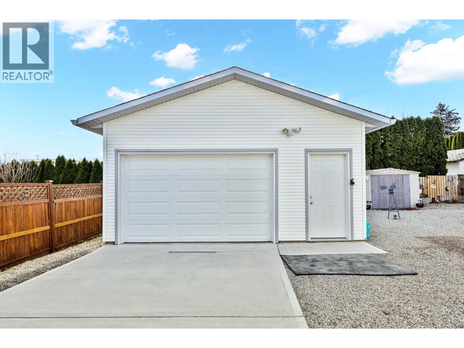 2429 Gosset Road