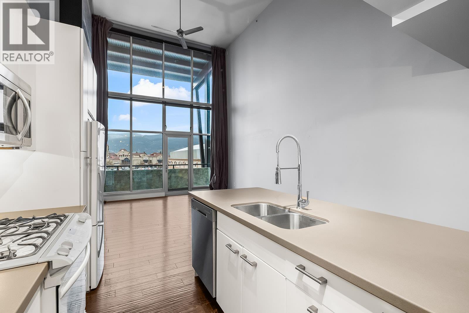 1289 Ellis Street Unit# 411