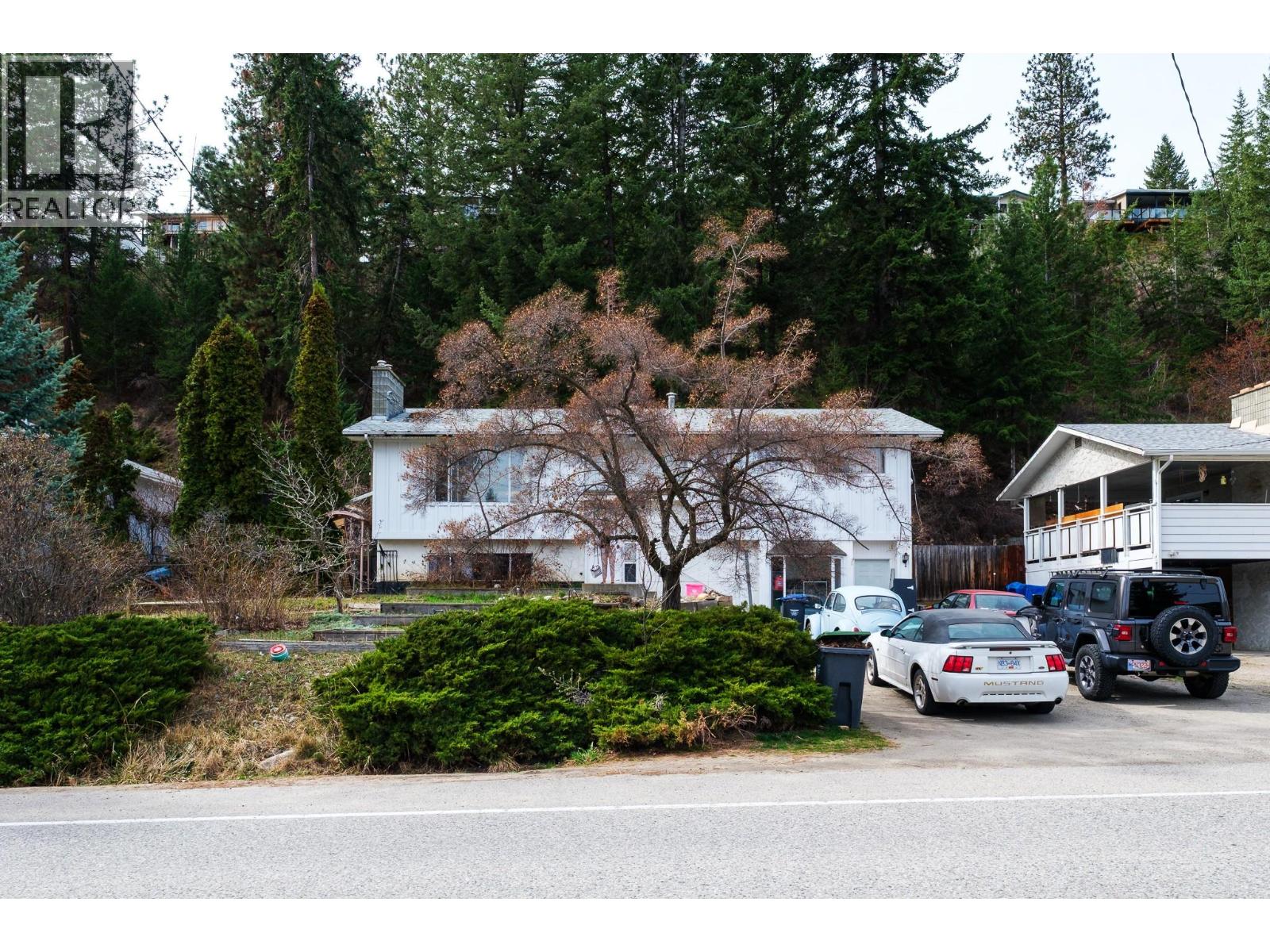 3256 McIver Road