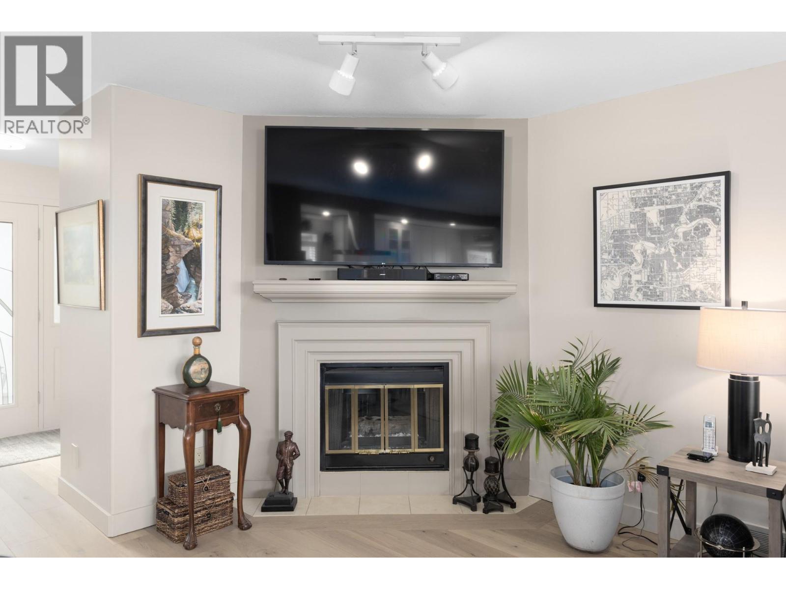 1020 Lanfranco Road Unit# 9