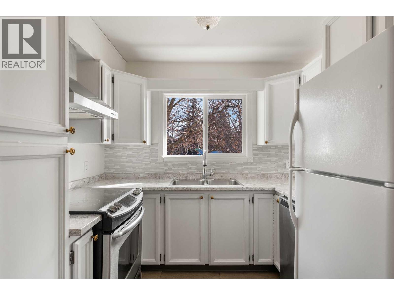 1985 Burtch Road Unit# 14