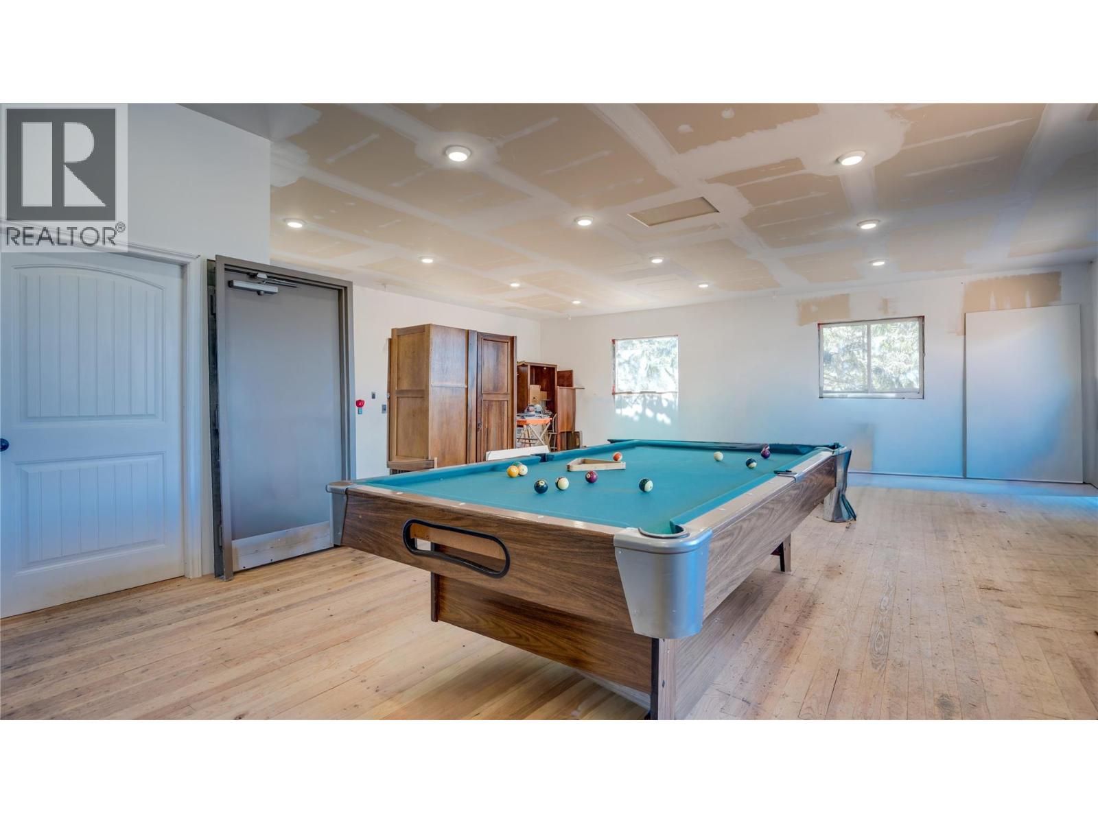 5775 Deadpine Drive