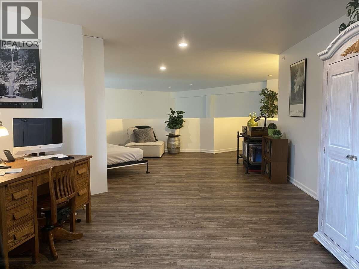 1905 Pandosy Street Unit# 307