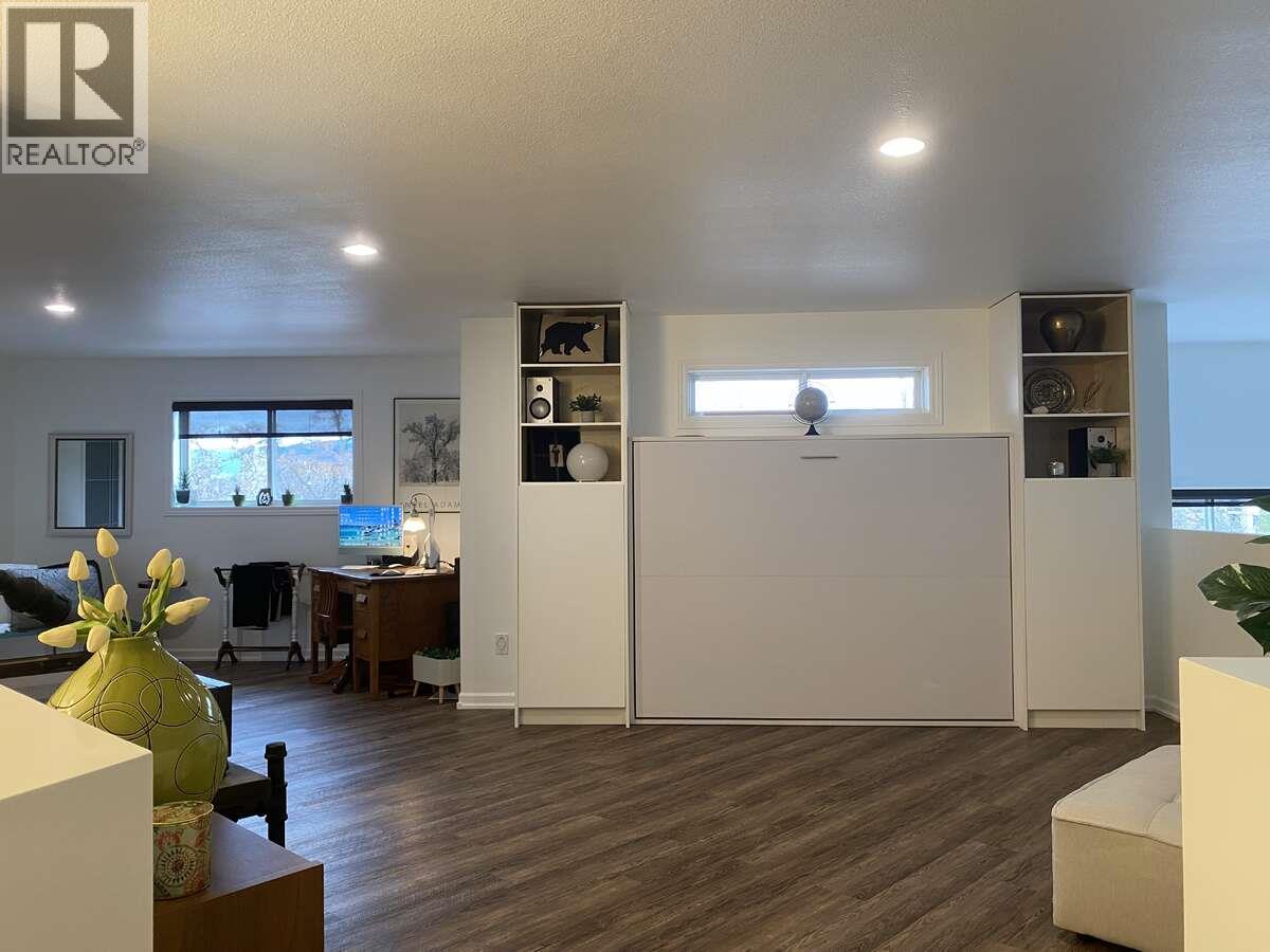 1905 Pandosy Street Unit# 307