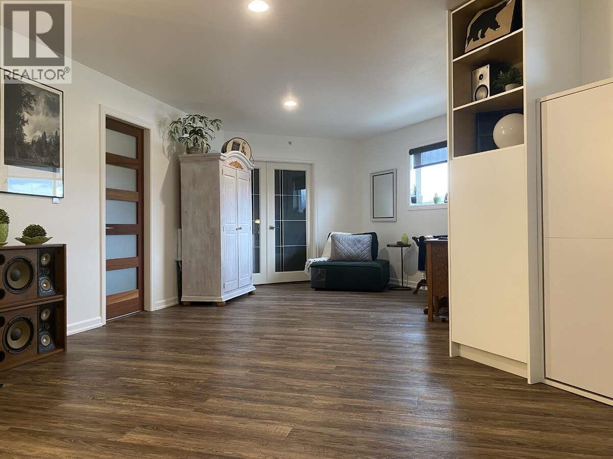 1905 Pandosy Street Unit# 307