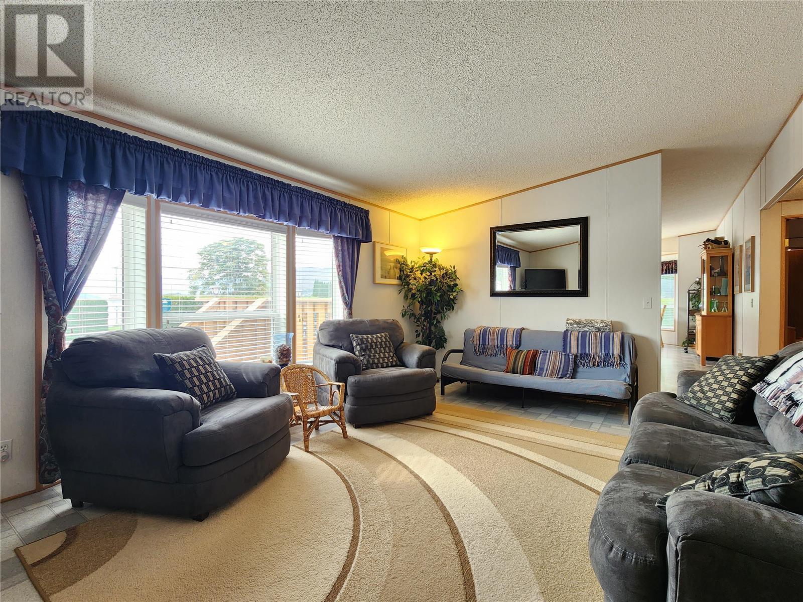 2035 Boucherie Road Unit# 117
